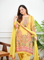 Sunehri Gulnaar Paisley Muslin Festive Farshi Suit - Image 5