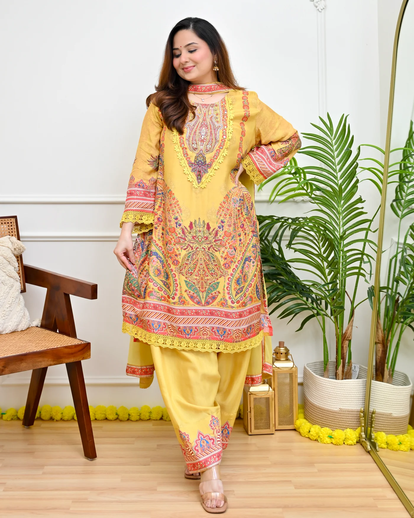 HMP_4045_eb1df0fe-a80b-448b-b6ee-3893c4287c12_1400x Sunehri Gulnaar Paisley Muslin Festive Farshi Suit - Image 1